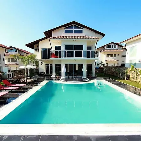 Апартаменты Valley Villas